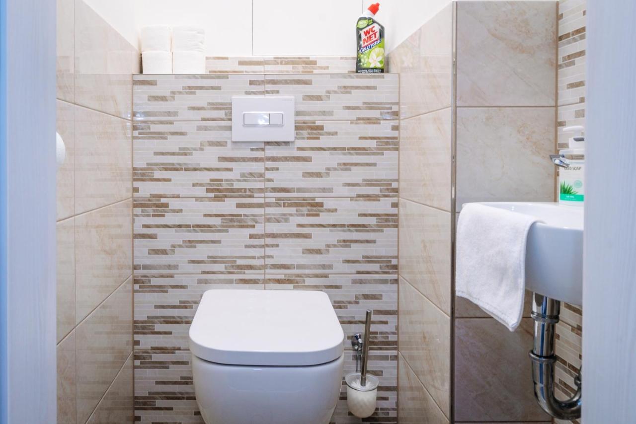 Aura VI Apartamento Boží Dar Exterior foto