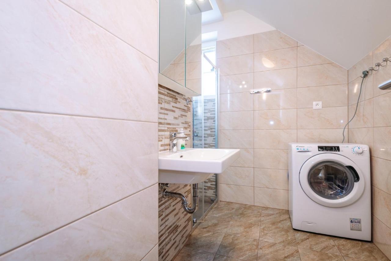 Aura VI Apartamento Boží Dar Exterior foto